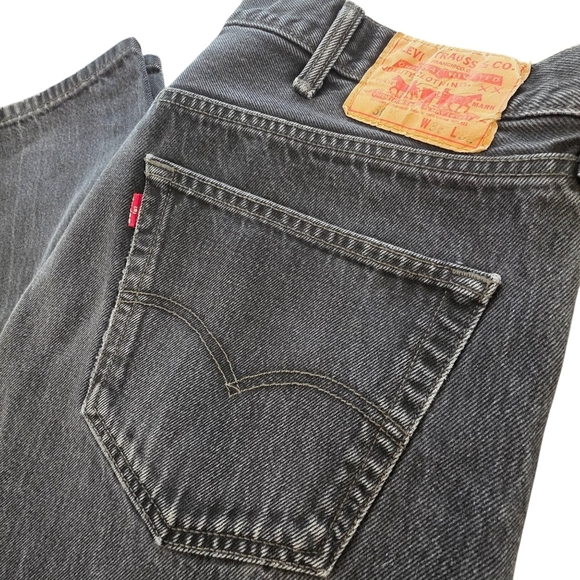 Levi’s 501 Button Fly Black Jeans 38x32 Made in Mexico | Vintage Straight Fit - Picture 2 of 12